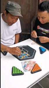 398K views · 1.1K reactions | Chain triangle chess | fun game #GameTime #mindgames #ChainTriangleChess | Suparta I Gede | Facebook