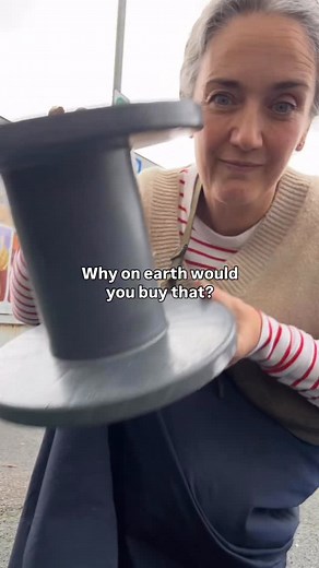 Spotted these big plastic bobbins in a scrap surplus shop and just couldn’t walk away. You know when something a bit odd just has potential? Sprayed the big one up red, wrapped them in twine, added a bit of ribbon, stuck in a mini tree and suddenly it’s giving full on festive folksy. From surplus to super duper, from trash to treasure. I’m a little bit obsessed with my Christmas bobbin trees used vintage wooden bobbins and bottle brush trees anyhow so this giant one will make a nice addition to 