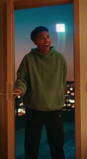 Discover the Magic Behind the Floating Cube