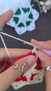 Crochet Christmas Star ⭐ full tutorial 👉🏻 https://youtu.be/LgTts299SuM?si=SDbpc02TaX96rMR7 | Knit Crochet Patterns