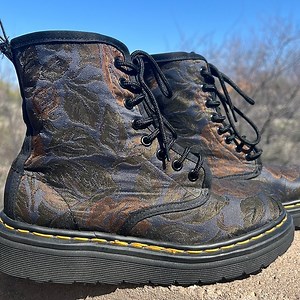 🏴󠁧󠁢󠁥󠁮󠁧󠁿 Dr. Martens MIE Floral Tapestry Vintage Platform Boots UK 5