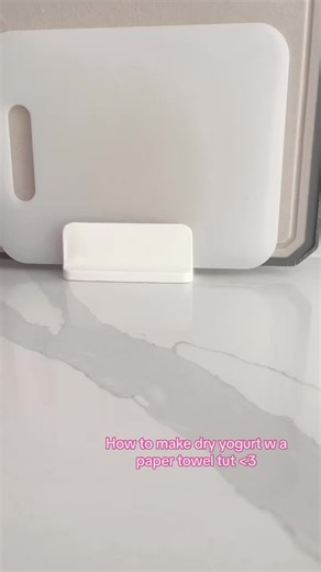 How to Make Dry Yogurt with a Paper Towel Tutorial