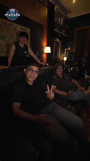 The official announcement of the release of our latest songs in Niagara 2025 album, Hanya Untukmu and Terpana Pesonamu. Available on Bandcamp. Links : https://niagara.bandcamp.com/track/hanya-untukmu https://niagara.bandcamp.com/track/terpana-pesonamu