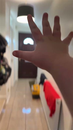 Kellin Is Doing Backstage #tutorial #shorts