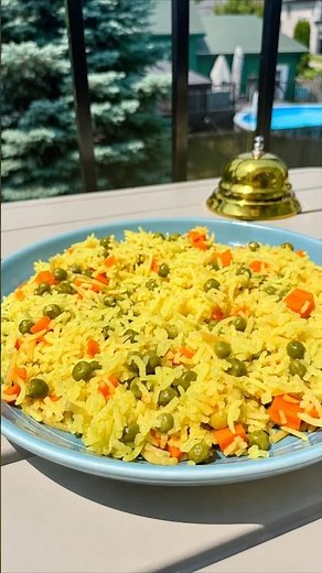Rice with Green Peas & Carrots 🥕🌱 | Easy Vegetarian One-Pot Meal