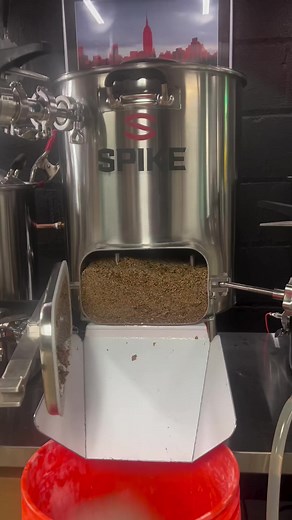 5.6K views · 24 reactions | First use of the Mash Tun with door and bottom drain. Flow is impressive and somehow exceeded 100% efficiency according to @beersmithllc : @saltybarrelbrewingco | Spike Brewing | Facebook