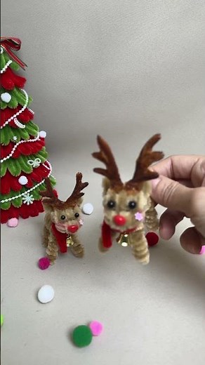 ❄️Christmas decoration❄️ How to make a cute Christmas Reindeer with Pipe Cleaner | Fuzzy Wire !