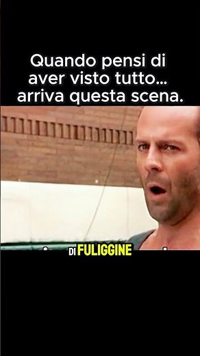 BRUCE WILLIS NUDO A NEW YORK – La scena CULT con Samuel L. Jackson 🔥 #DieHard3