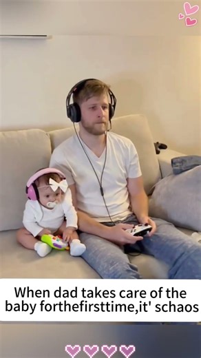 When dad takes care of the baby for the first time, it’s chaos😂🙈#funny #baby #dadandbaby #fyp