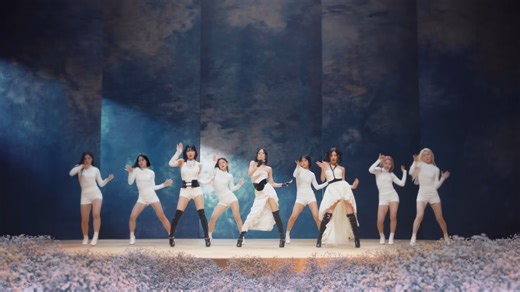 MISAMO “Do not touch” M⧸V