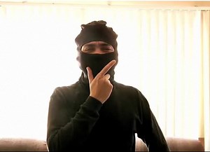 Watch How to Label Boxes on Amazon Live