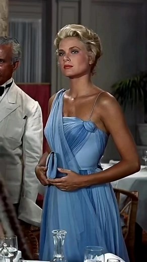 GRÂCE KELLY 🌸 🌸 🌸 #gracekelly | Benedicte Parris