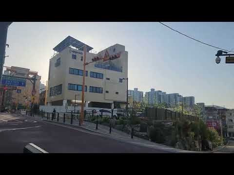 An increasing number of middle-aged office workers are seeking additional work after leaving thei...