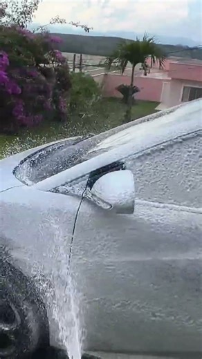 Antigamente era balde e detergente 🤣😂