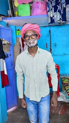 Chewing gum ka aashik 😂 #trendingshorts #viralshorts #youtubeshorts #ytshorts #shorts #short￼