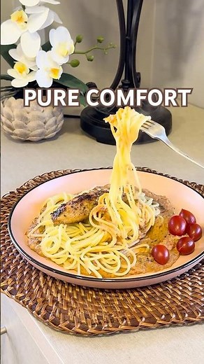The ULTIMATE Creamy Chicken Pasta! 🍝🔥⁠