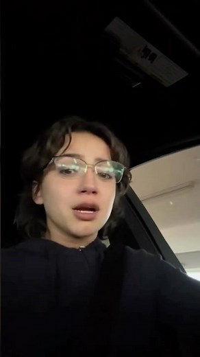 Isabela Merced (Dina) get emotional after watching the last of us season 2 episode 2