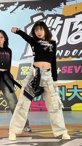 【2024难忘精彩瞬间】年前最后一次路演跳的小女团～是pixxie的feat～#Z世代2024生活存档