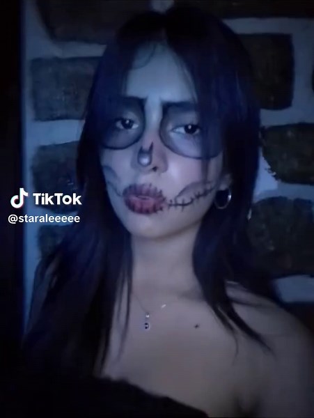 Skull Halloween Makeup Tutorial: Create a Spooky Look