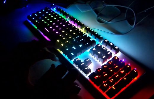 Watch Looking at Havit Magic Eagle RGB Keyboard on Amazon Live