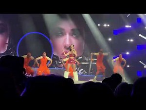 Dark Horse / E.T. ✨ KATY PERRY 💫🤩 ✨ O2 Arena # LONDON # 🇬🇧 # LIVE # CONCERT # 17.12.2024.