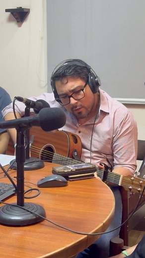 En nuestra cabina esta tarde miembros del movimiento Hakuna Guatemala | Radio Estrella 89.3 Fm