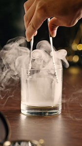 GLAZER mini, Clear Ice Cube Mold, Ice Cube Maker for Whiskey