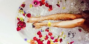 7 Alternatives To Microbead Exfoliators That Are Planet-Friendly