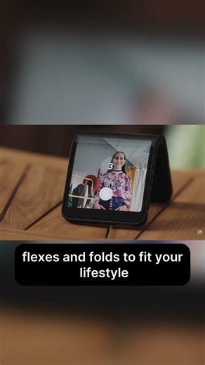 Motorola Bendable Phone – The Future of Smartphones is Here! 📱