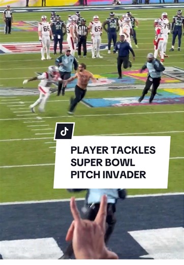 Kyle Williams Tackles Pitch Invader at Super Bowl LX
