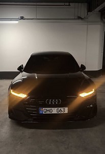 Perfect Student Car: Audi RS7 for Moldova Students