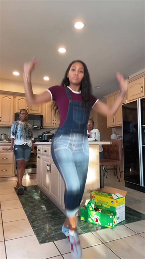 It’s almost that tiiime 😏 (Dc: 🙋🏽‍♀️) #younameitchallenge | dance challenge