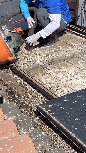 2.4K views | Bird droppings  #reinmanpro #birdpoop #birdproofing #cleaningservice #fyp #satisfying #explore | Reinman Pro | Facebook