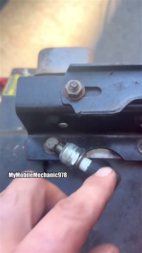 No spark plug tester no problem 🙌 #automobile #carparts