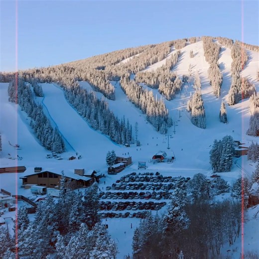 Whether it’s a first day on snow or time to level up, Eldora’s Ski and Ride School offers supportive instruction, small group experiences, and terrain that helps build skills fast—all close to home. | Eldora