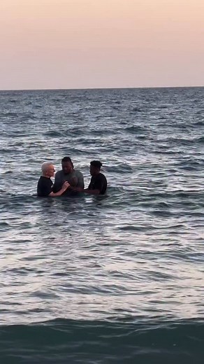 Hallelujah. Another Baller another Baptism! It’s beautiful to see @morgs_ferrier follow Jesus’s command and example in being baptised! Type ‘Amen’ if you love to see it! “And Peter said to them, “Repent and be baptized every one of you in the name of Jesus Christ for the forgiveness of your sins, and you will receive the gift of the Holy Spirit.” ‭‭Acts‬ ‭2:38 #BallersinGod | Ballers In God