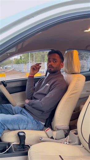 Badal Raikwar | Labdo me namak jada milana 😝 #funny #bundeli #trending #comedy #viralreels❤️ #halledau #guddubhaiya #badalraikwar#nikkibaba #callmejd | Instagram