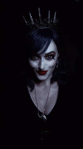 Hecate: Goddess of Witchcraft. Thank you to @SWEETV_Hair_Accessories for sending me the beautiful crown 🖤 #hecate #cosplay #greekgods #goddess #witch #witchcraft #hecatecosplay #spookyseason #sweetv #sweetvcrown #gothic #crown