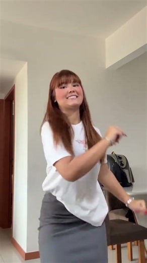 May Dançando-.| { Tik Tok Dos Famosos Dance }
