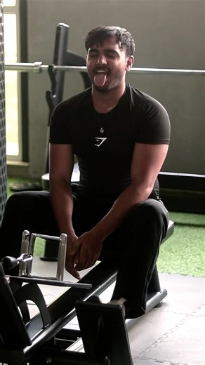 Build a thicker and stronger back with the Close Grip Machine Rows. #gymmotivation #gym #workout