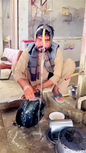 বুদ্ধি খাটিয়ে ট্রাক বিক্রি করার কৌশল