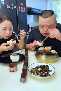 358K views · 2.7K reactions | A cute couple shares a fun and interesting eating show, enjoying food together while laughing and bonding | Couple TV Show | Facebook