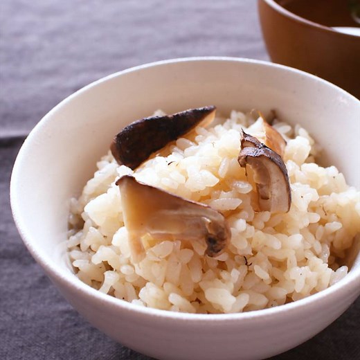 秋の味覚 松茸ごはん 作り方・レシピ | クラシル