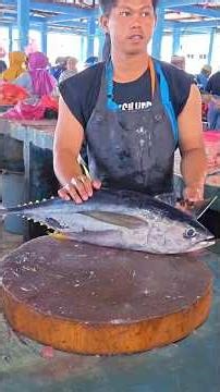 How to Handle Fresh Tuna Like a Professional#TunaCutting #FreshTuna #SeafoodProcessing #FishCutting