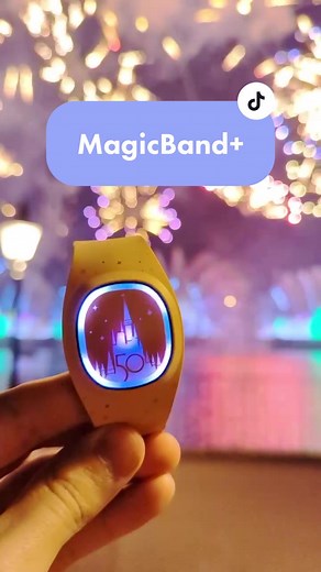 MagicBand is here! ✨ #Disney #DisneyParks #DisneyWorld #MagicBandPlus #Magic #Fireworks #Tech #TechTok