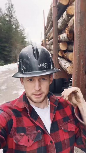 #stitch with @heavy_haul_n_fool inseam to never have a problem with cars tailgating me #logging #logtruck #trucker