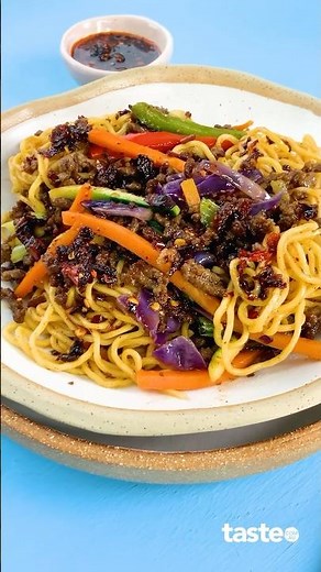 5-ingredient hot maple beef mince stir-fry