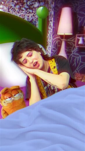 SARAH SHERMAN on Instagram: "I’m releasing more tickets to my SPECIAL TAPING at the @bellhouseny on AUGUST 23 !!! and don’t forget to wear something insane 😈 link in ze bio 😈"