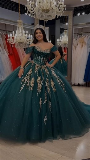 Teal Gold Royalty – Plus-Size Gold Applique Evening Elegance #TealGoldRoyalty\r#GoldAppliqueQueen