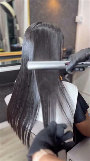 Alisamento espelhado com a linha Spa dos Lisos Sem formol